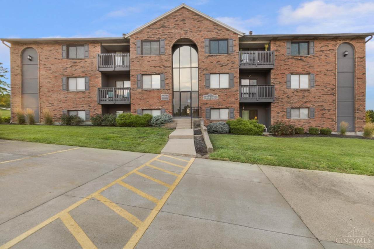 9489 Woodland Hills - Photo 1