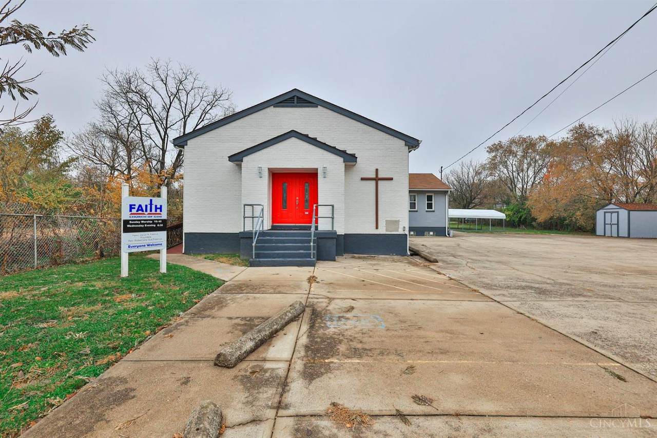 1114 Simmons Avenue - Photo 1