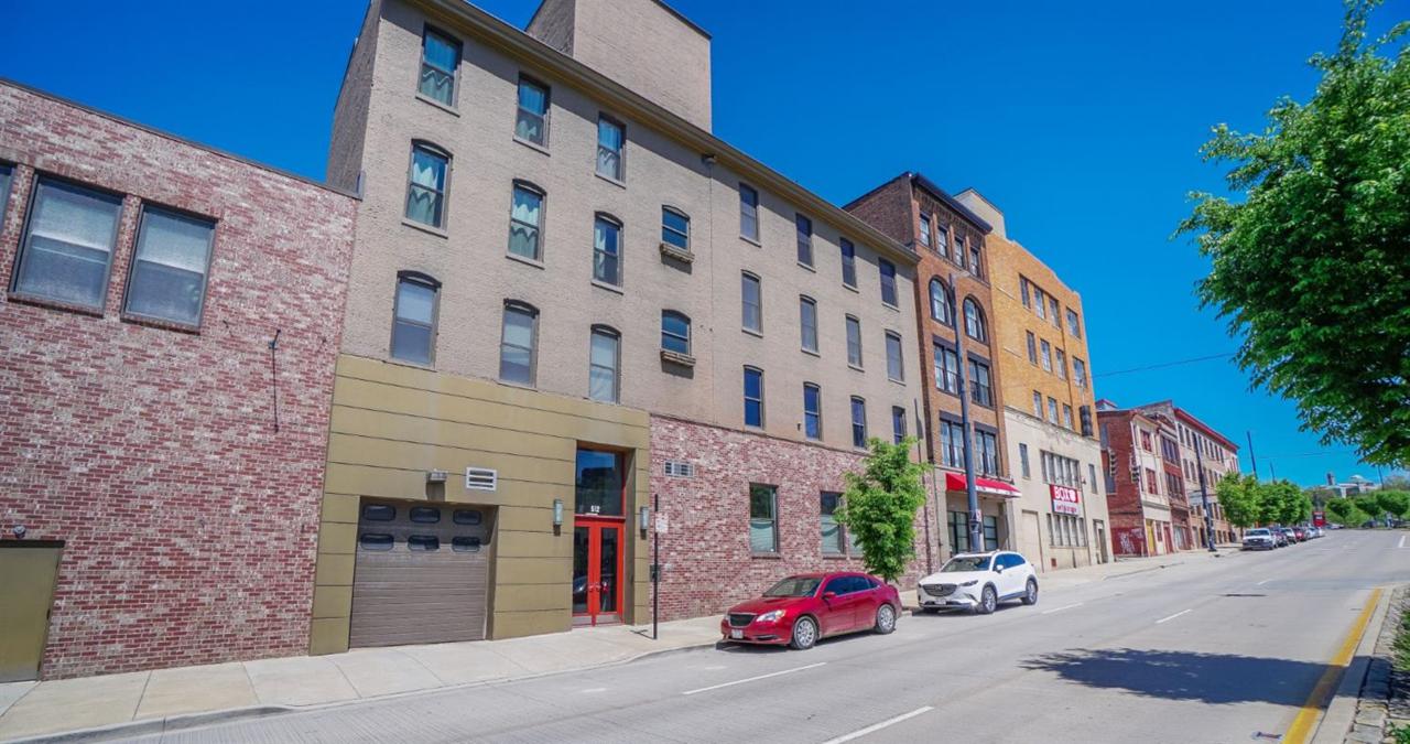 512 Reading Road - Photo 1