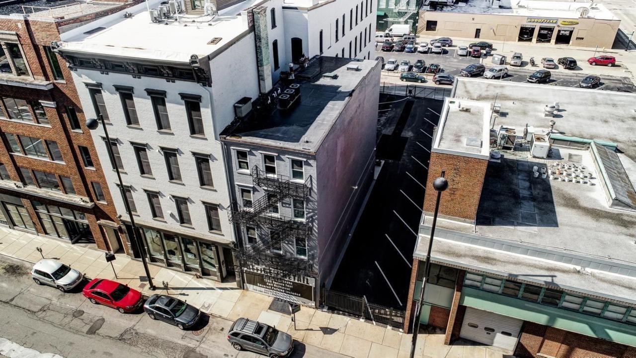817 Broadway Street - Photo 1