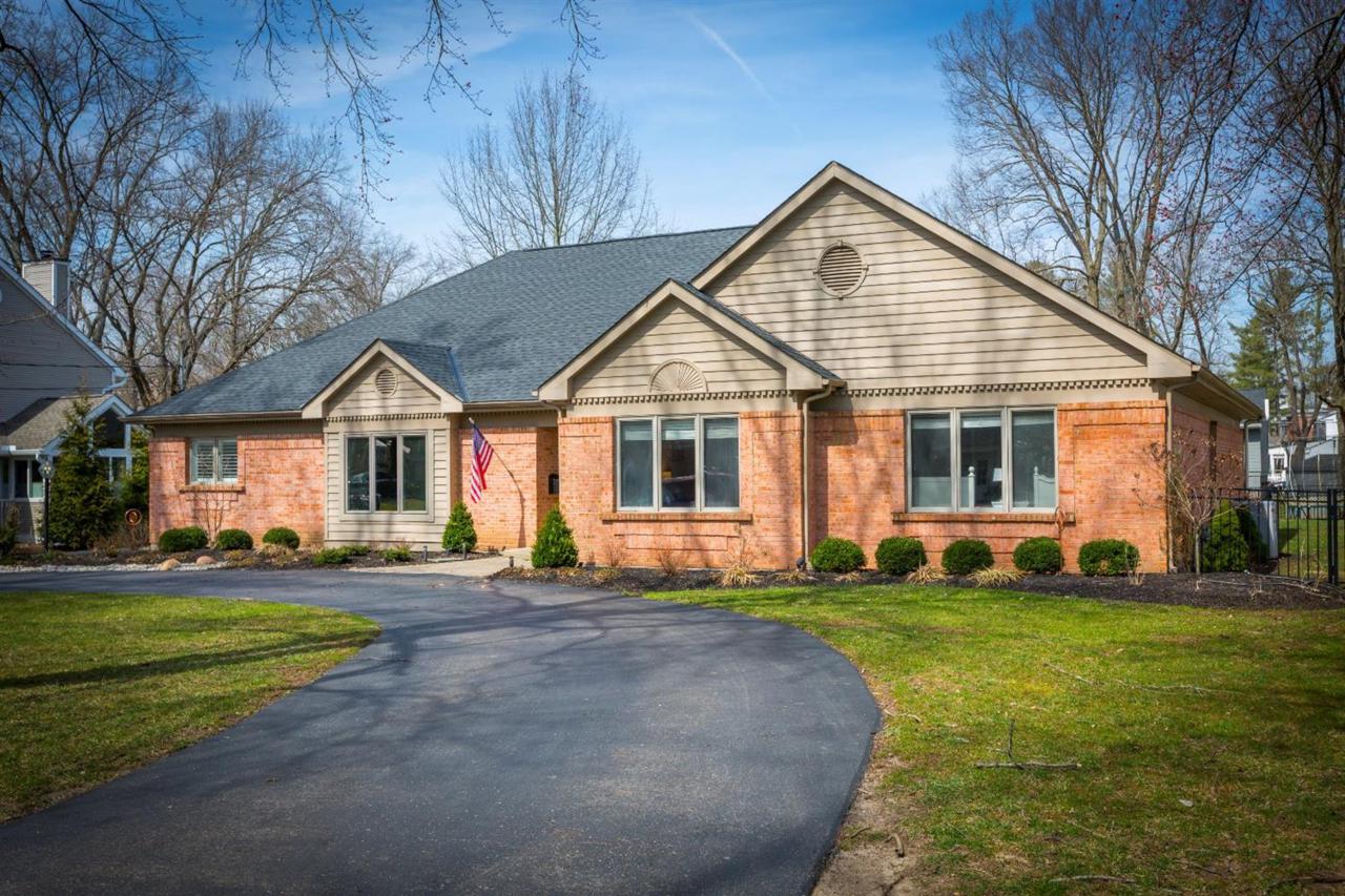 700 Franklin Avenue - Photo 1
