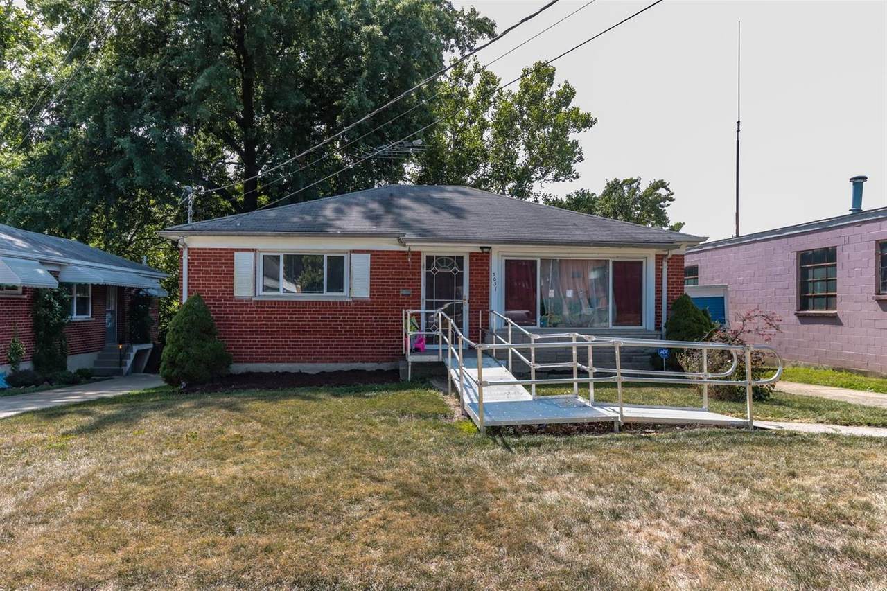 3051 Shadycrest Drive - Photo 1
