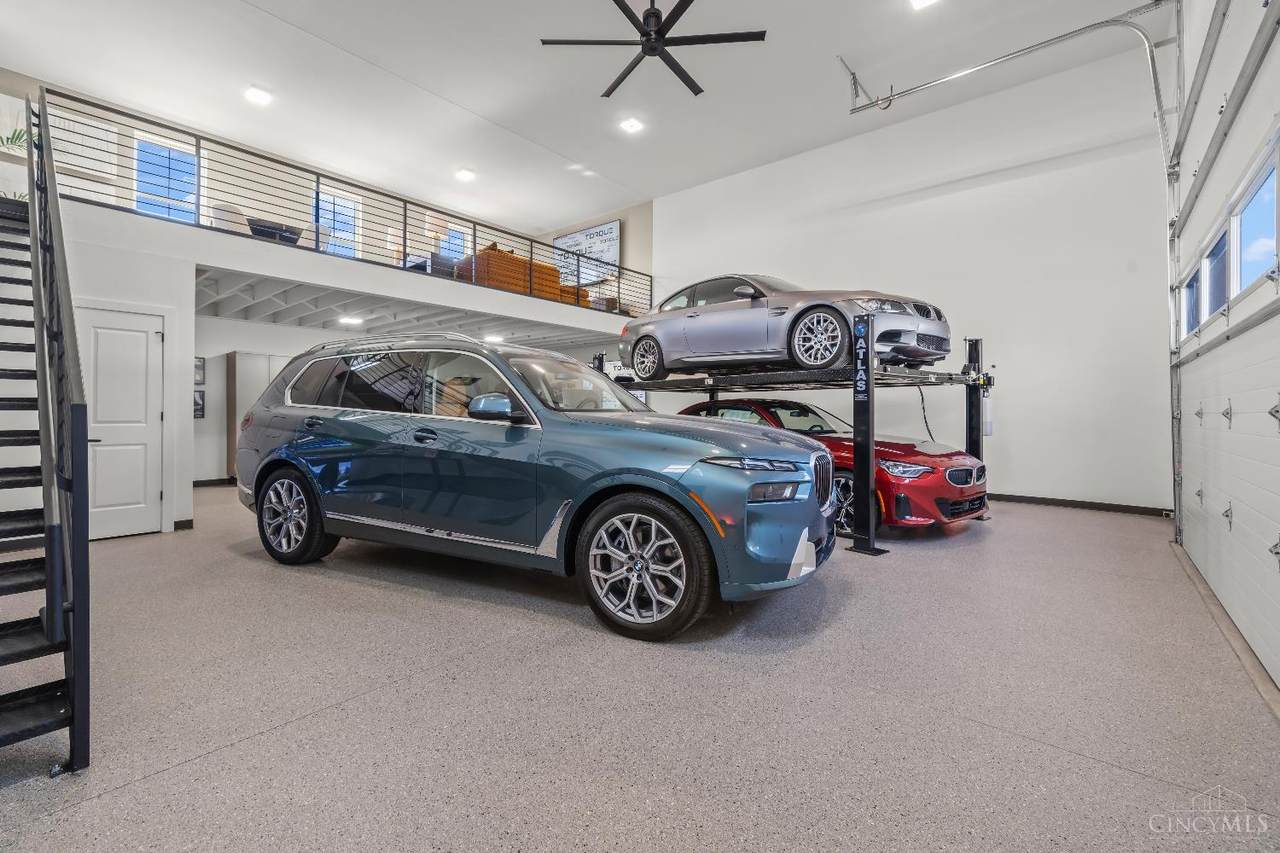 4477 Thirty Fourth Avenue - Photo 1