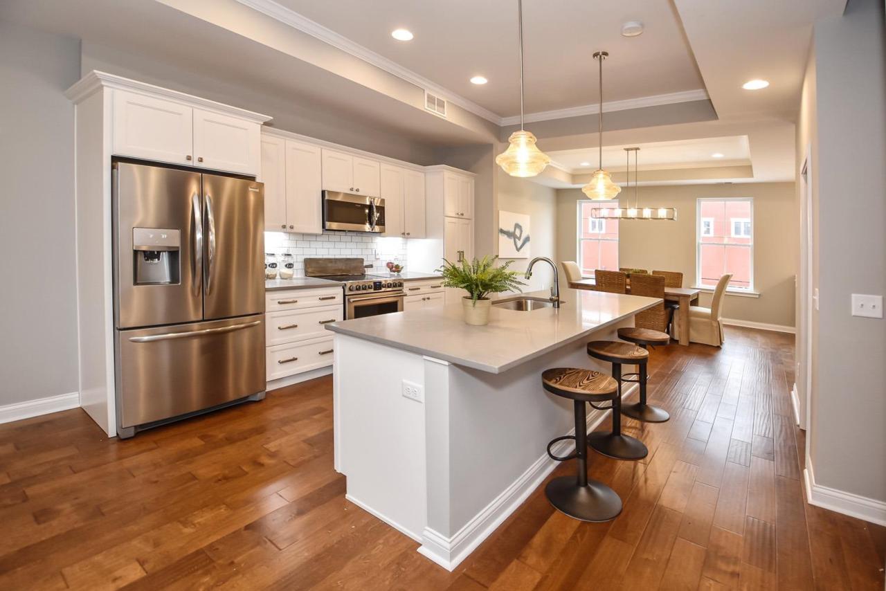 112 Broadway Street - Photo 1