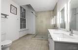 813 Broadway Street - Photo 16