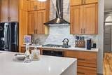 411 Plum Street - Photo 10