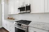 2711 Hyde Park Avenue - Photo 15