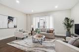 2711 Hyde Park Avenue - Photo 3