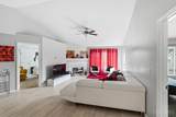 9940 Regatta Drive - Photo 11