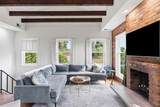 927 Paradrome Street - Photo 11