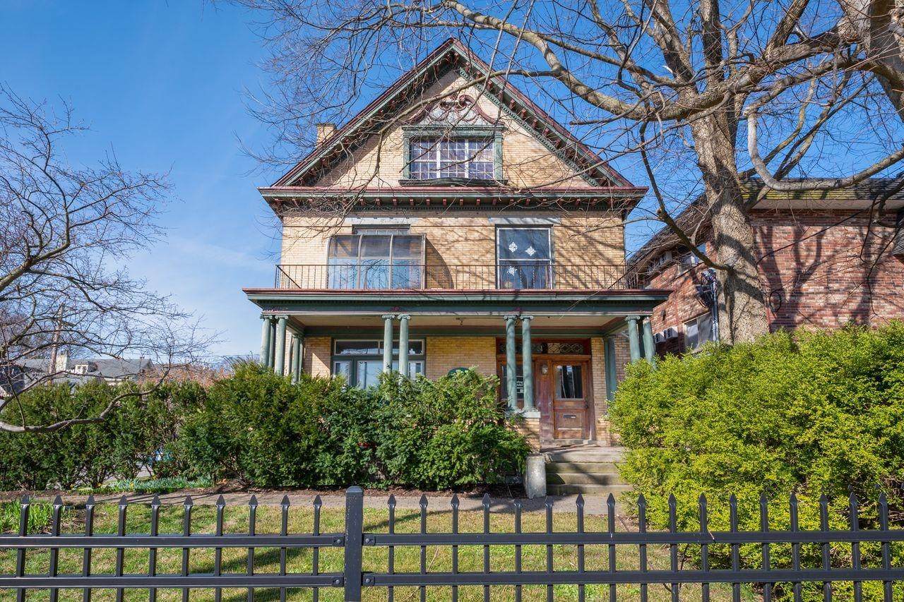 4303 Hamilton Avenue - Photo 1