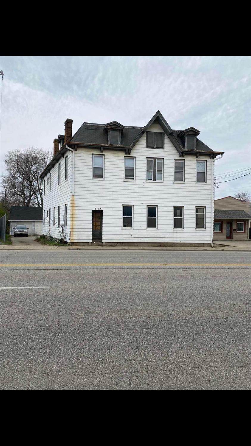 8735 Reading Road - Photo 1