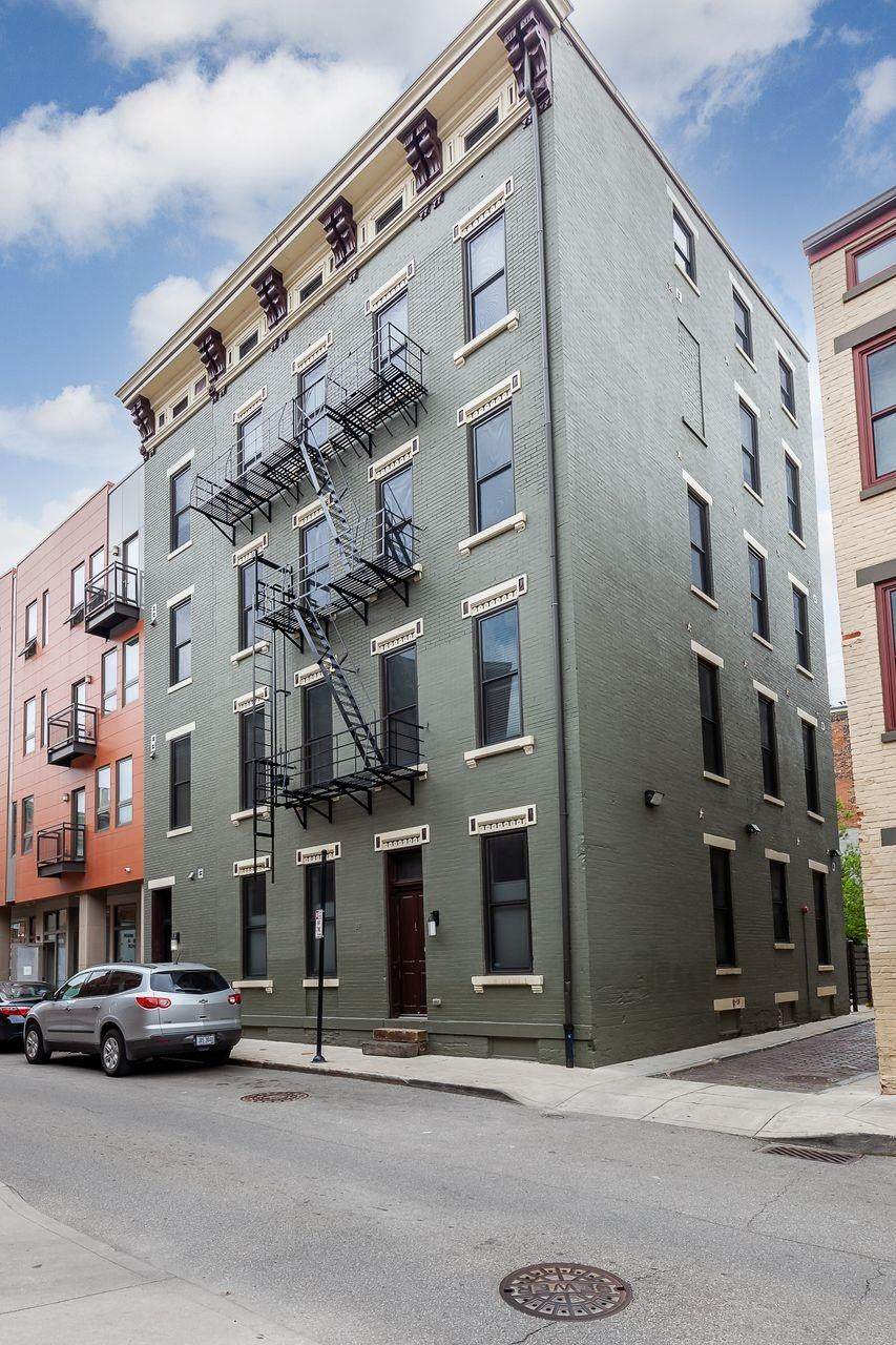 27 Mercer Street - Photo 1