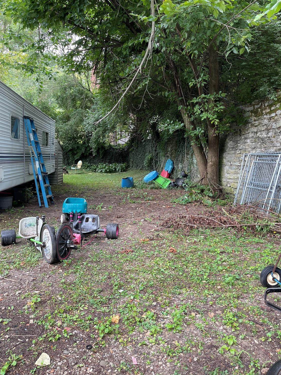 2530 Halstead Street - Photo 1