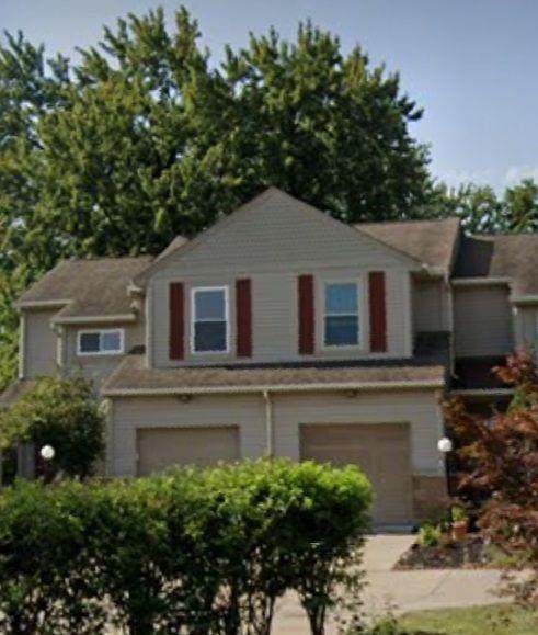 1425 W Kemper Road - Photo 1