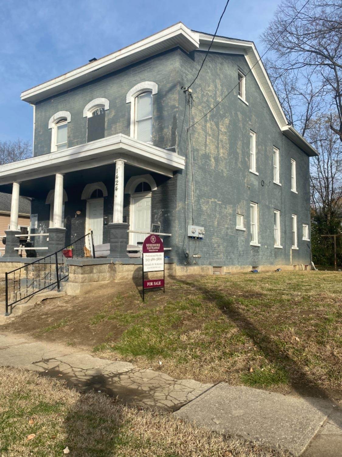 1424 California Avenue - Photo 1
