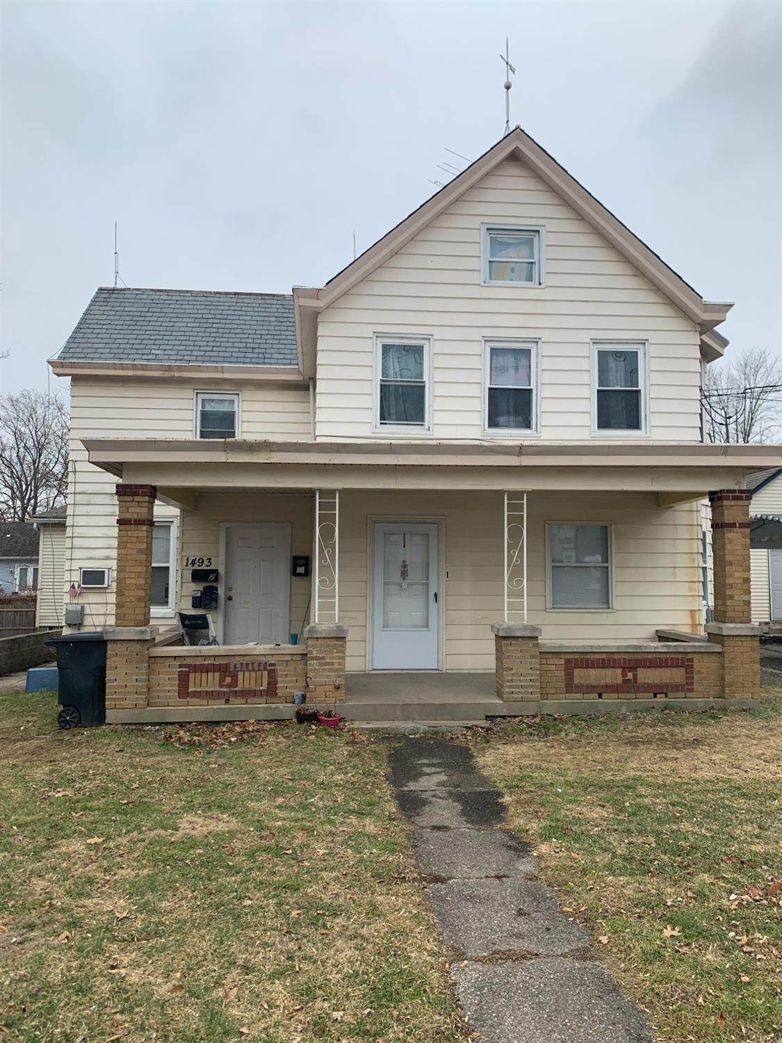 1493 Compton Road - Photo 1