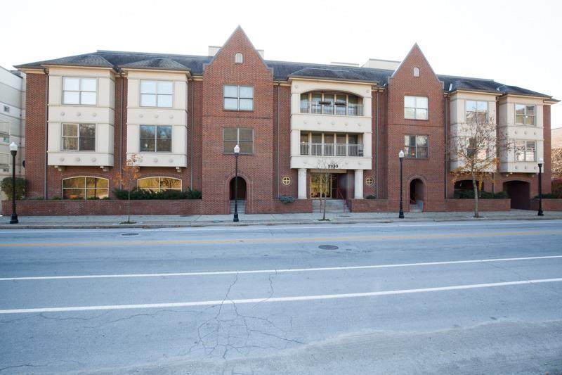 2233 Riverside Drive - Photo 1