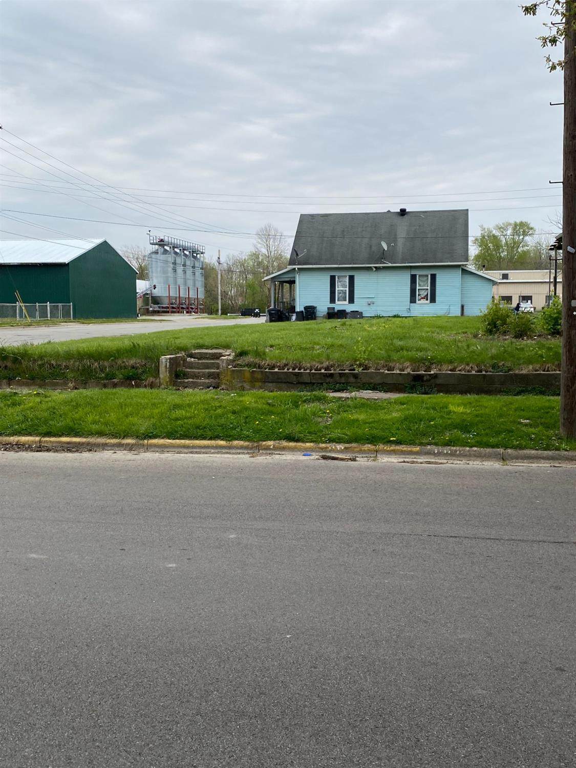 262 Walnut Street - Photo 1