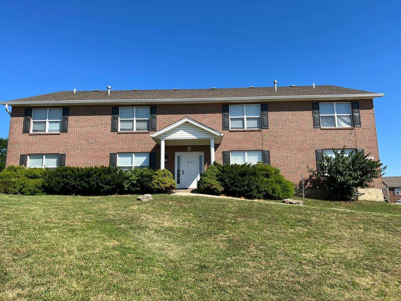 741 Charlton Court - Photo 1