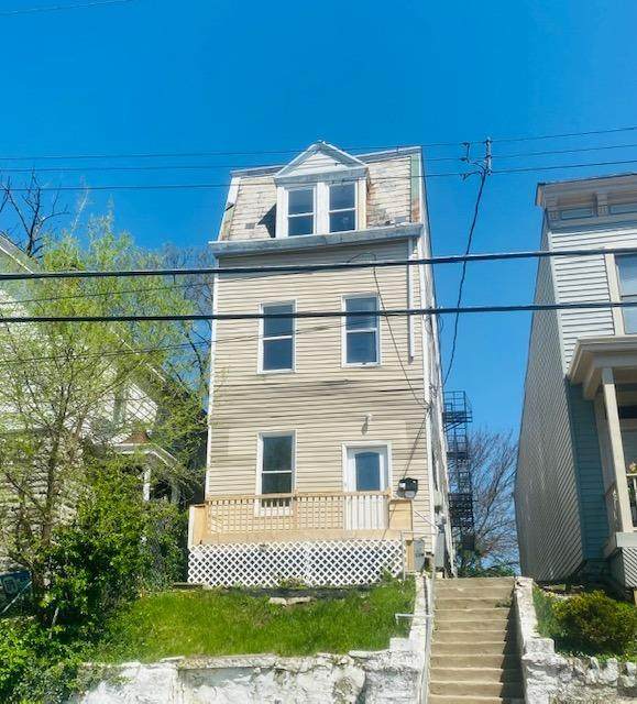 540 Grand Ave - Photo 1