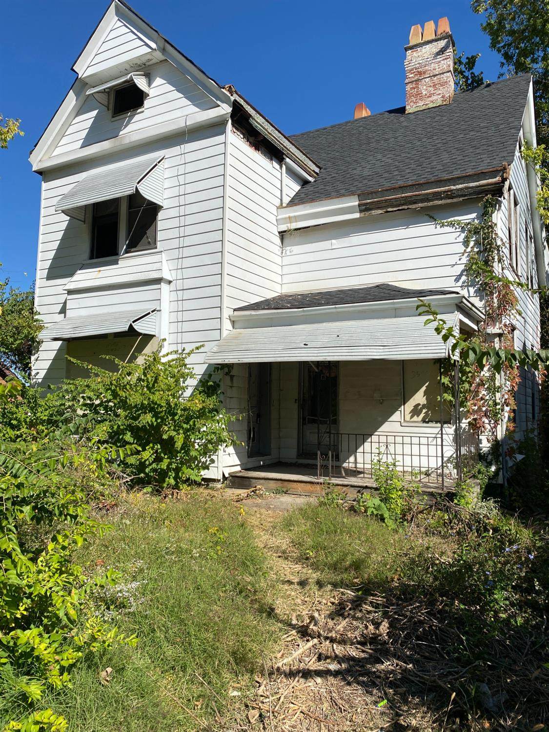 3590 Eden Ave - Photo 1