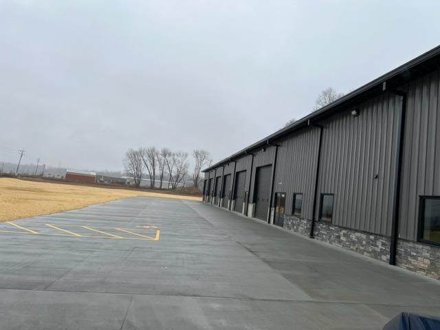 7126 New Haven Rd - Photo 1