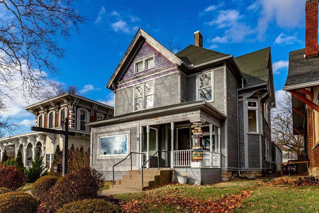 201 Locust St - Photo 1