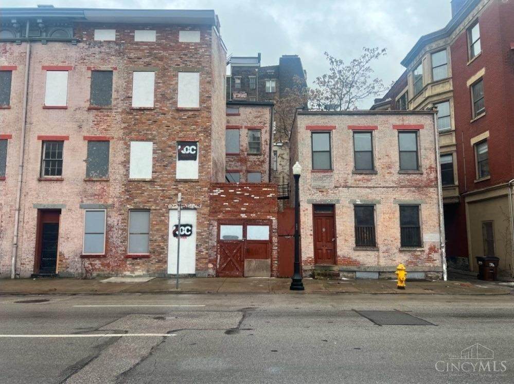 817 Elm Street - Photo 1