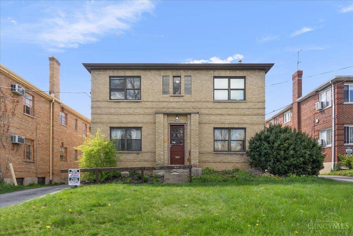 3043 Boudinot Avenue - Photo 1
