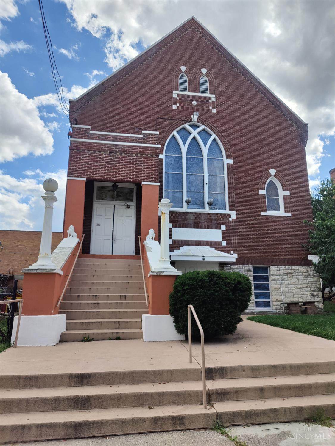 2053 Courtland Avenue - Photo 1