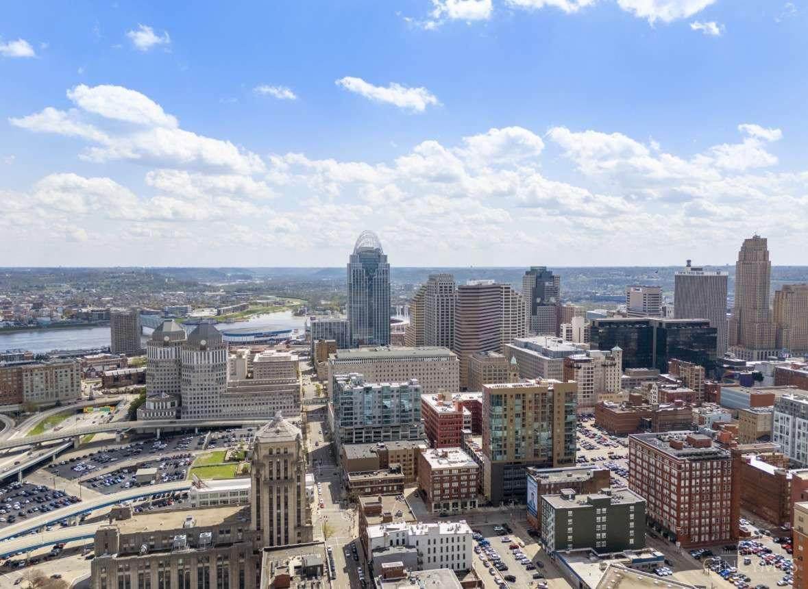 https://bt-photos.global.ssl.fastly.net/cincy/orig_boomver_1_1295507-2.jpg