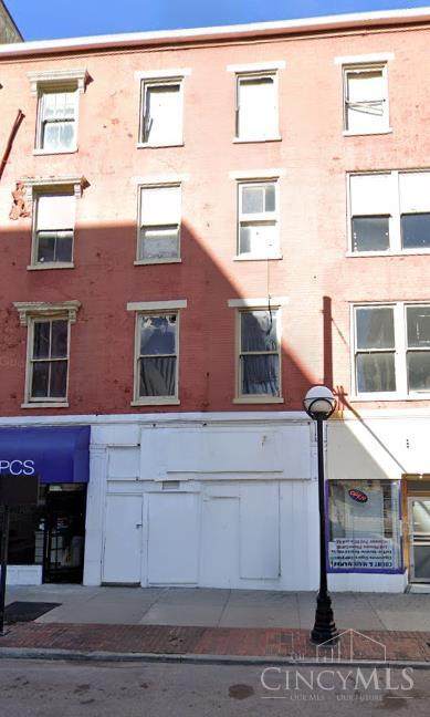 927 Main Street - Photo 1
