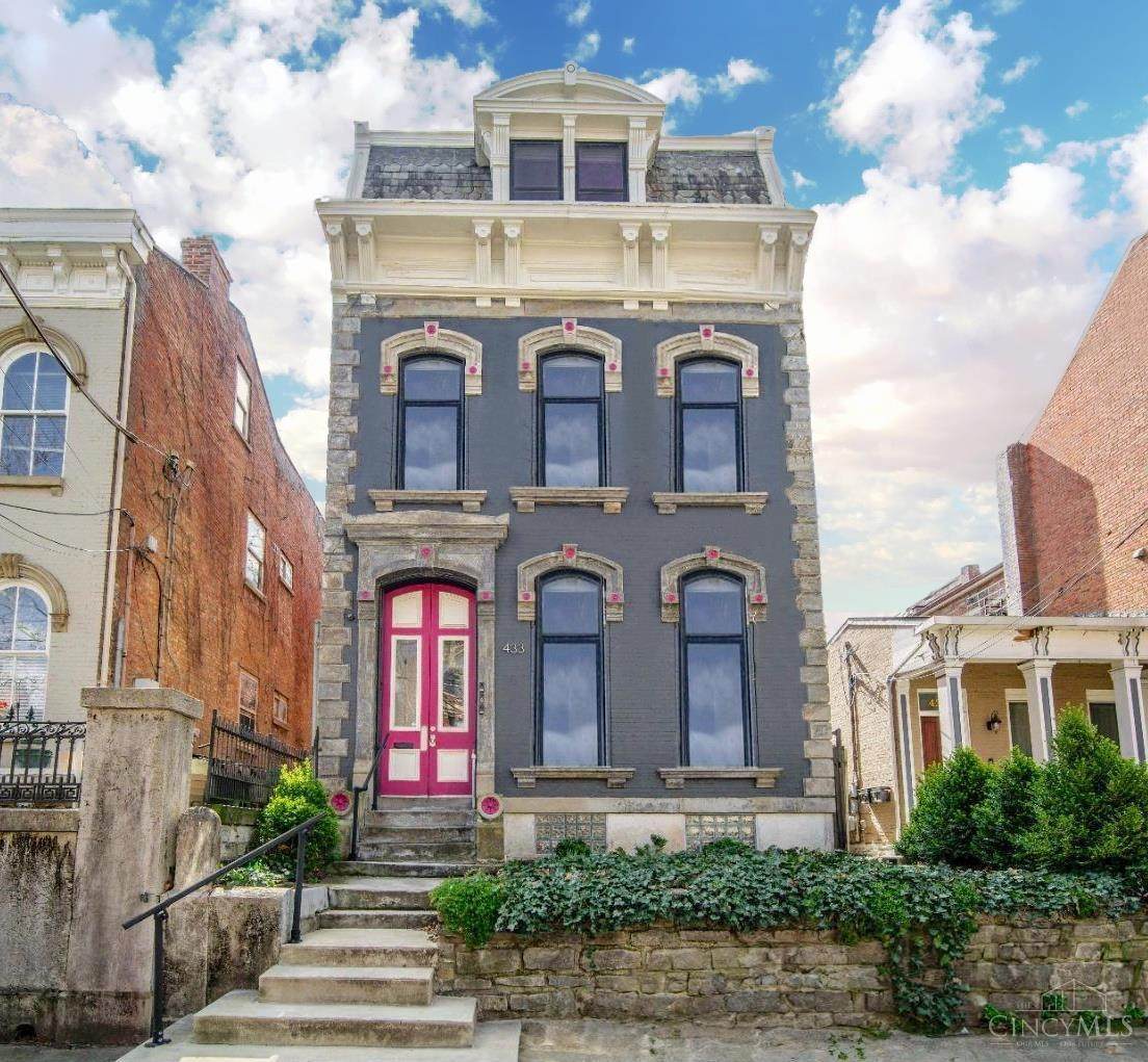 433 Clark Street - Photo 1