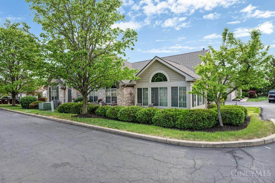 1434 Cotswold Lane - Photo 1