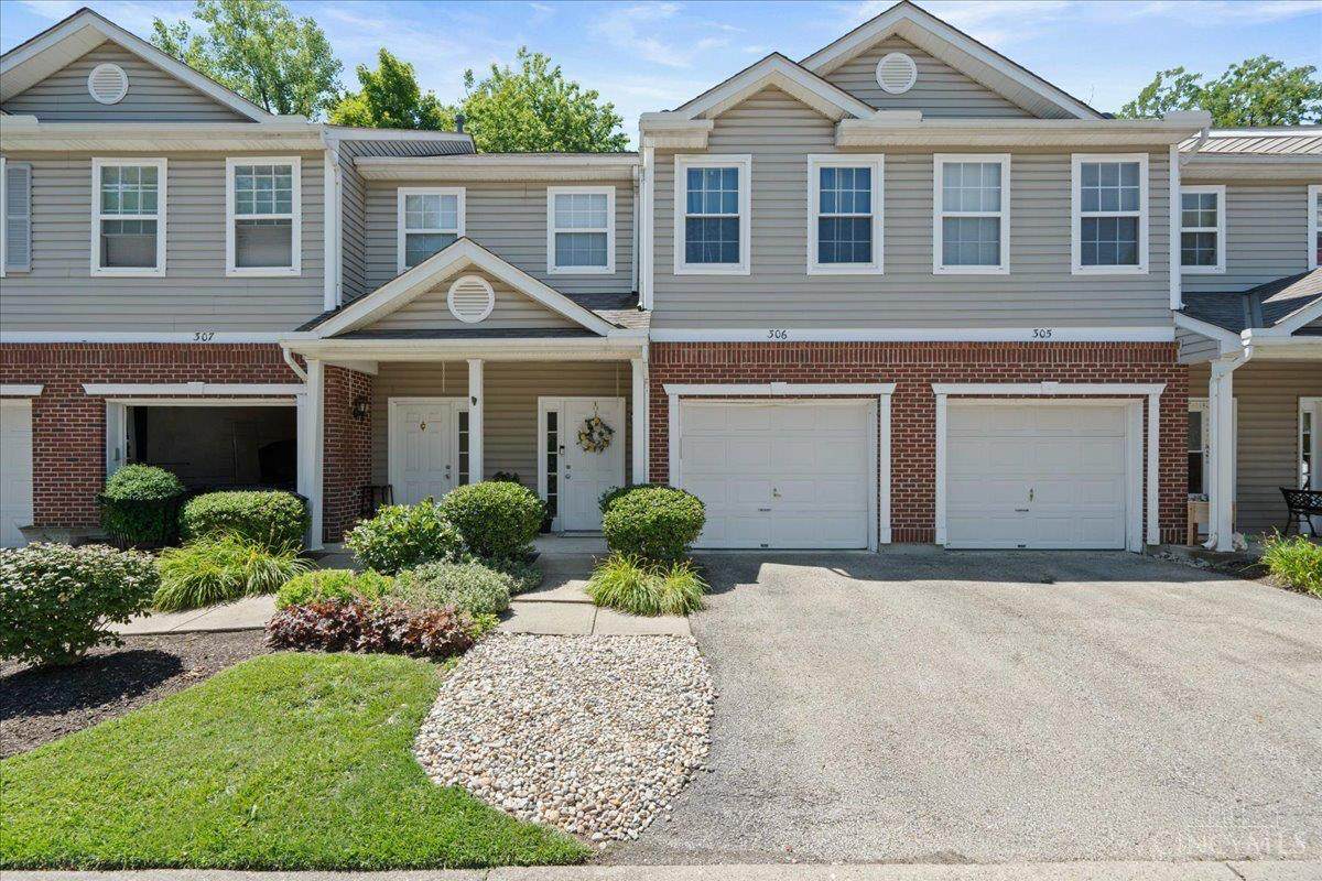 635 Keystone Drive - Photo 1