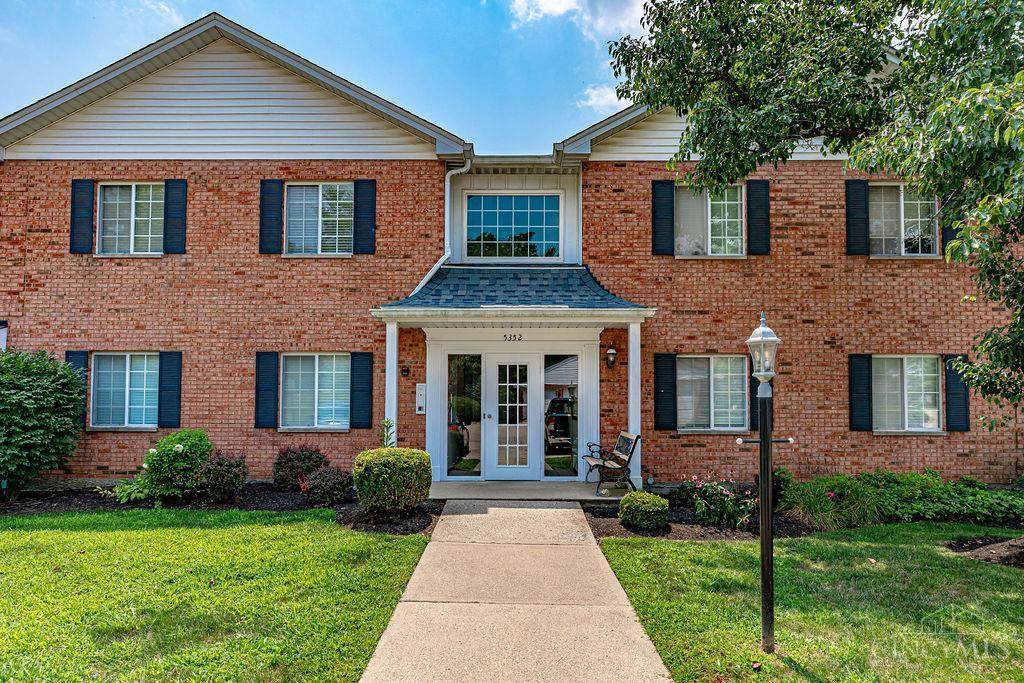 5352 Werk Road - Photo 1