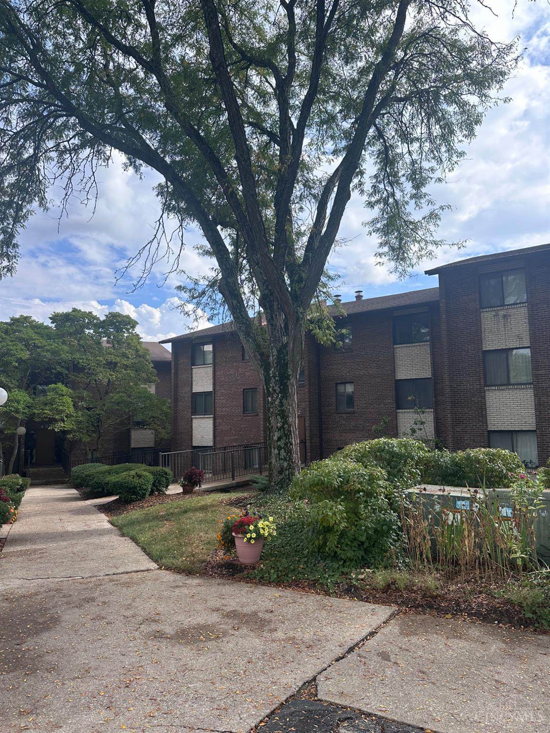 452 Grand Avenue - Photo 1