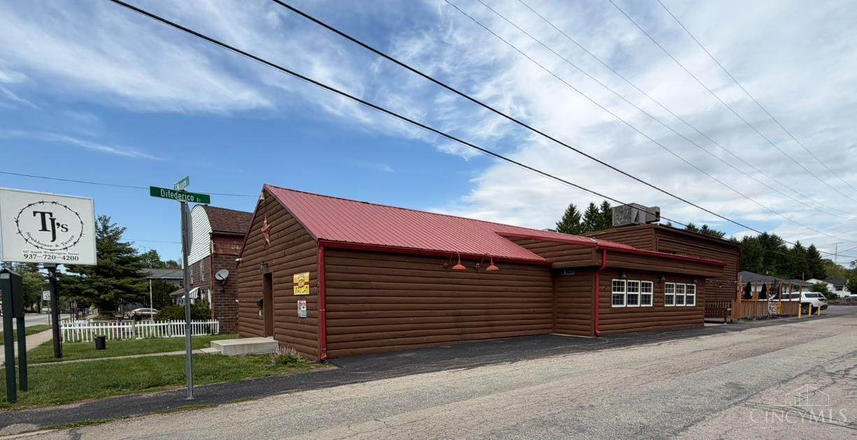 617 Washington Street - Photo 1