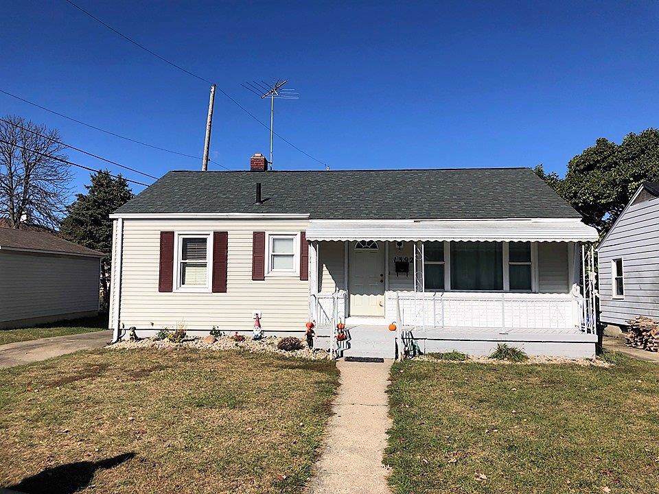 1392 Glenbrook Drive - Photo 1