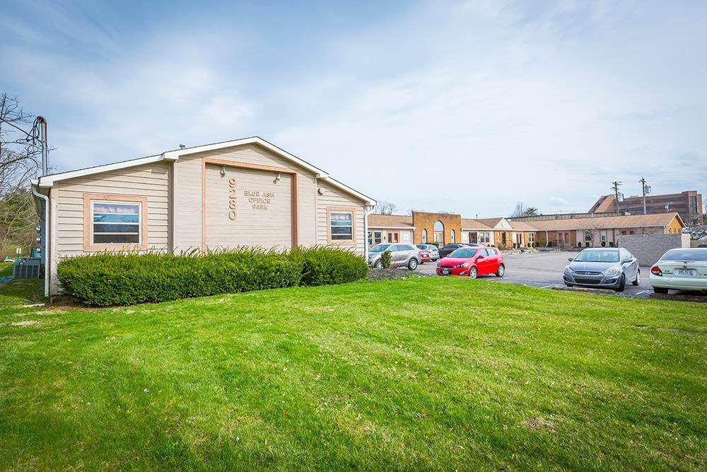 9280 Plainfield Road - Photo 1