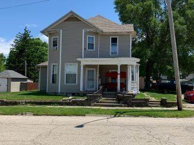 512 Cherry Street - Photo 1