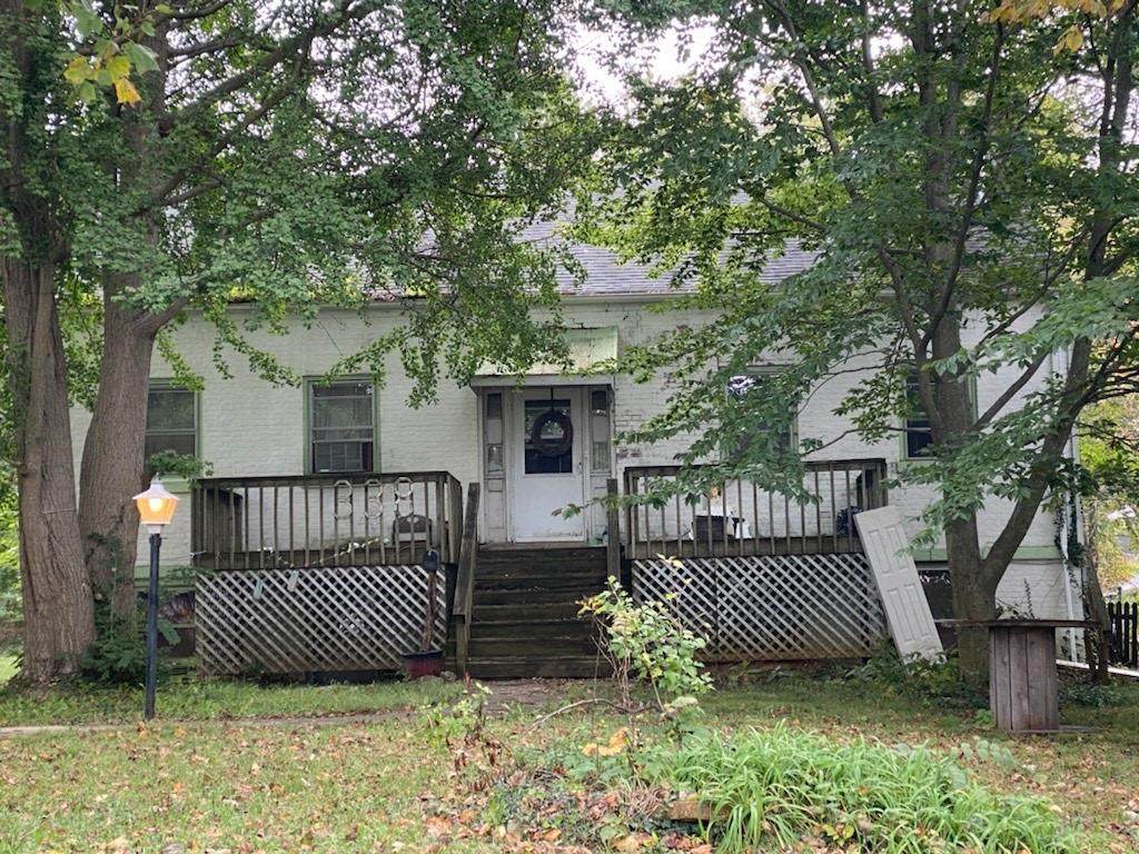 338 East Street - Photo 1