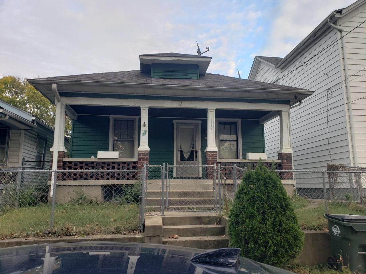 1182 Shuler Avenue - Photo 1
