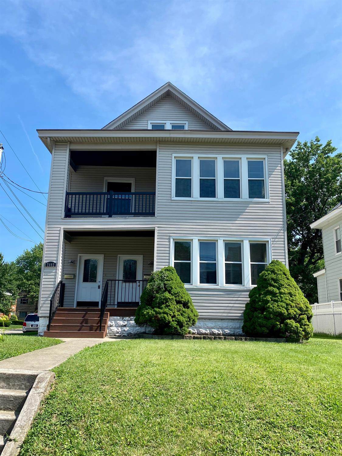 2802 Hyde Park Avenue - Photo 1