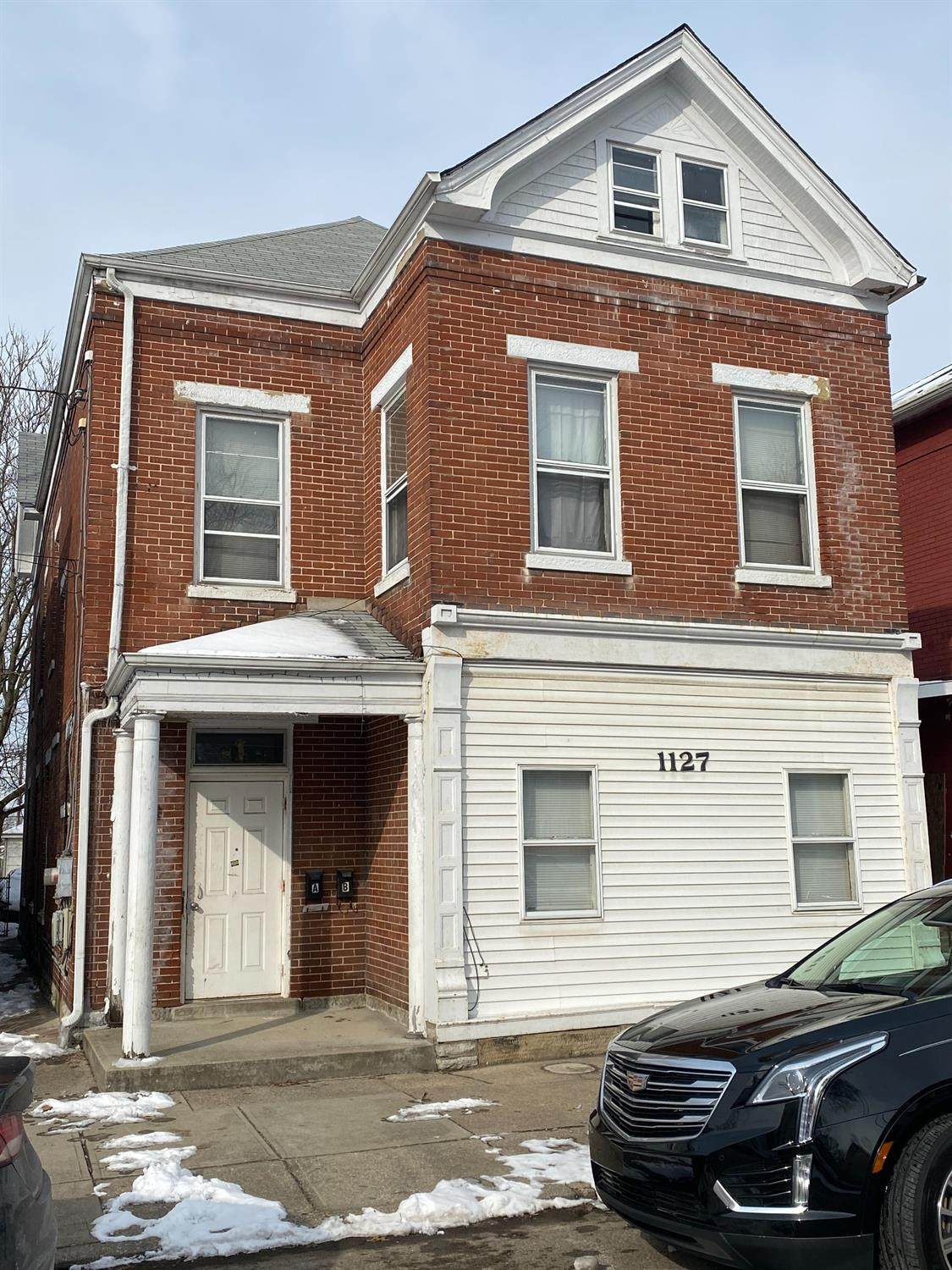 1127 Shuler Avenue - Photo 1