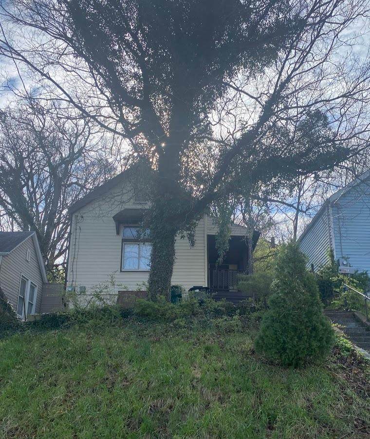 4570 Hamilton Ave - Photo 1