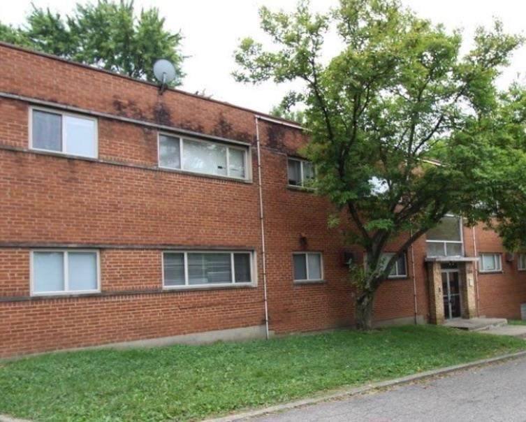 3340 Stathem Ave - Photo 1