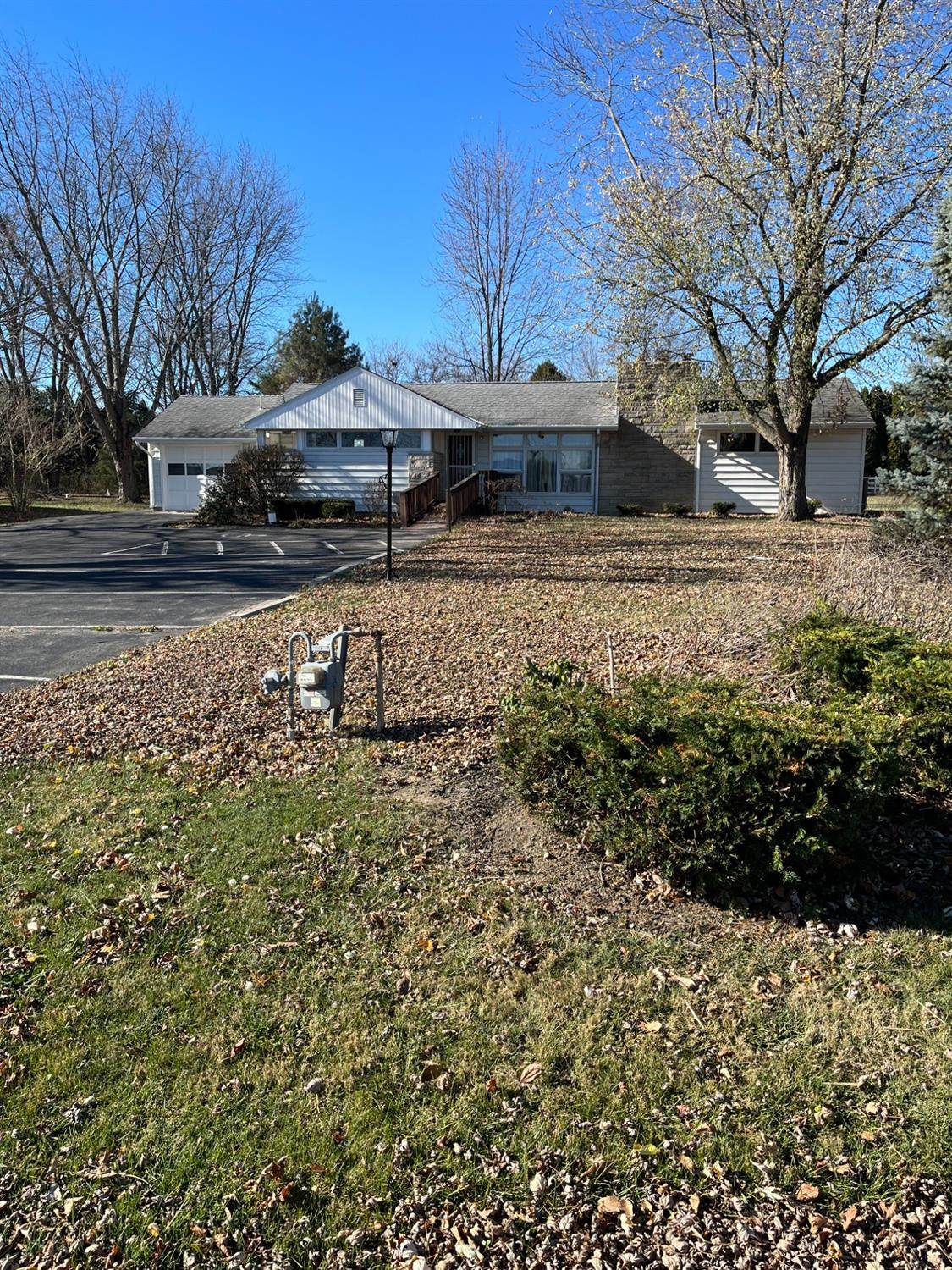 1735 Barron St - Photo 1