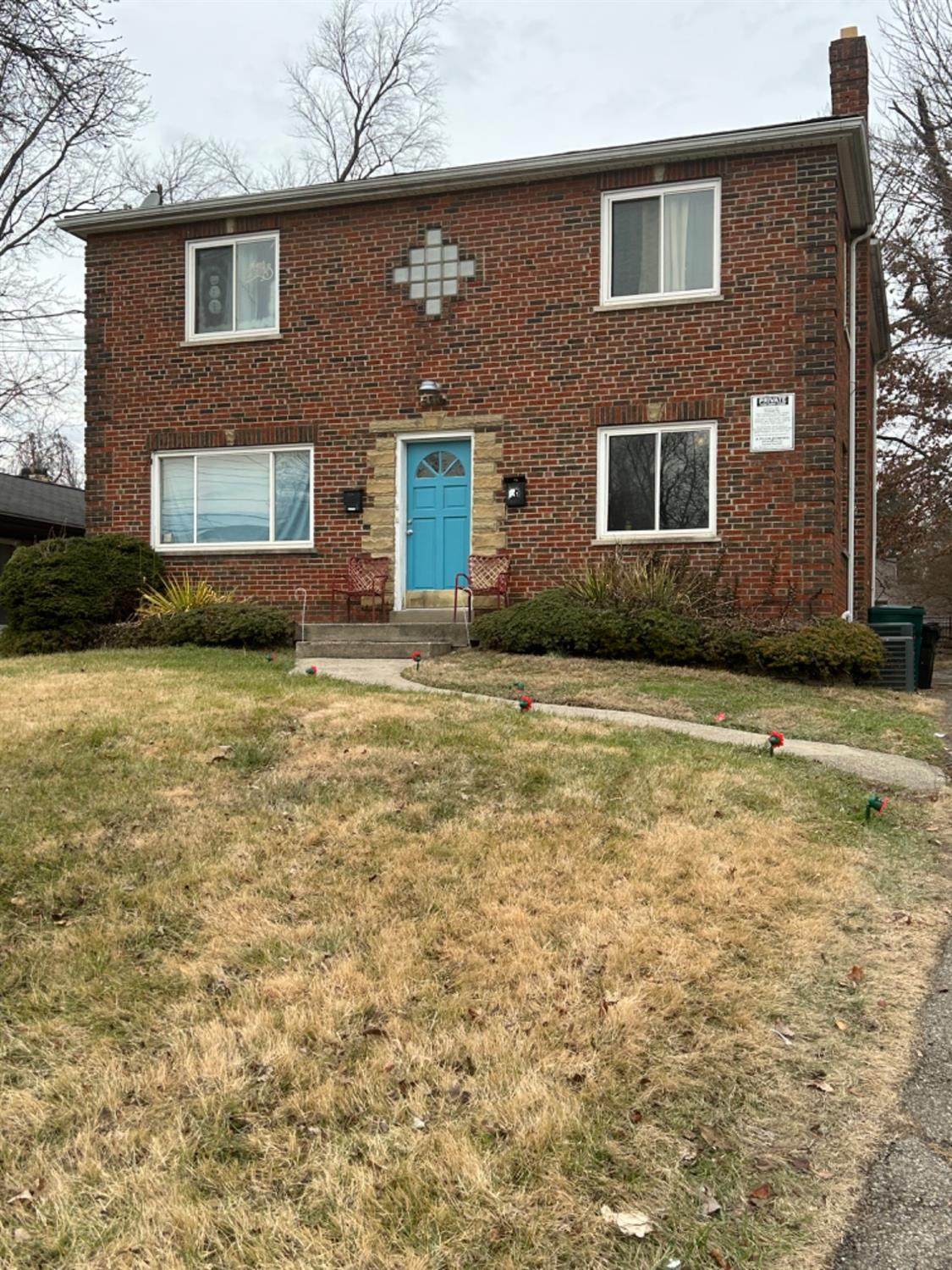 3916 Kirkup Ave - Photo 1